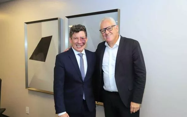 Fenae recebe Reginaldo Lopes, relator da Reforma Tributária: 'proposta foi ousada e estruturante para a economia brasileira'