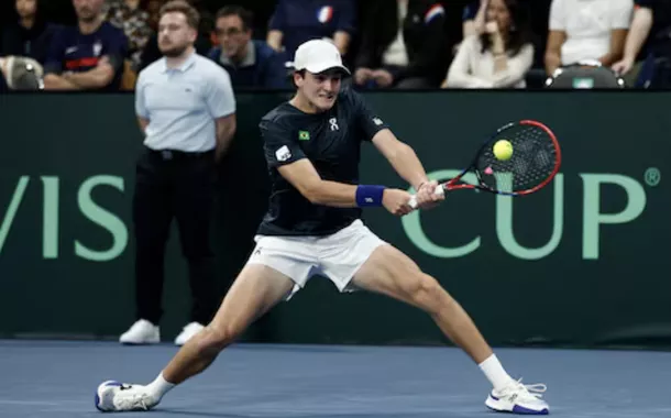 "Faltou experiência", diz João Fonseca sobre derrota em Roland-Garros