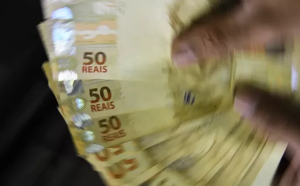 Trabalhadores comemoram impacto do novo PL que amplia isenção do IR