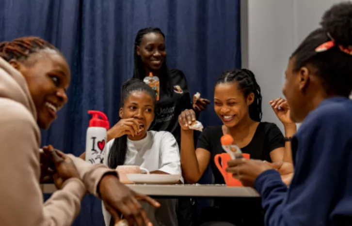 Programa de formação internacional, acadêmica e de negócios oferece oportunidades para jovens brasileiras na Rússia 