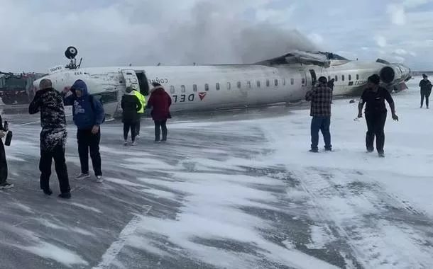 Acidente de avião em aeroporto deixa pelo menos 15 feridos no Canadá (vídeo)