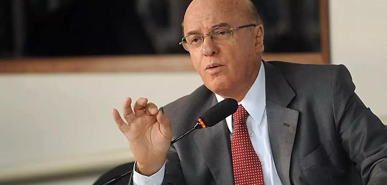 "Eu estava condenado antes mesmo de ser julgado", diz o almirante Othon
