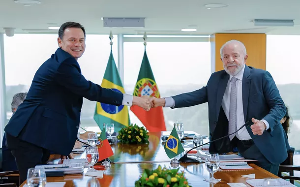 Brasil e Portugal assinam 19 acordos bilaterais