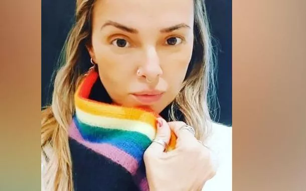 "Se a direita volta ao poder, eu não tenho coragem de morar no Brasil", diz influenciadora digital