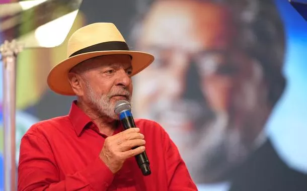 "Nós viemos para mudar a história do país", diz Lula no aniversário do PT