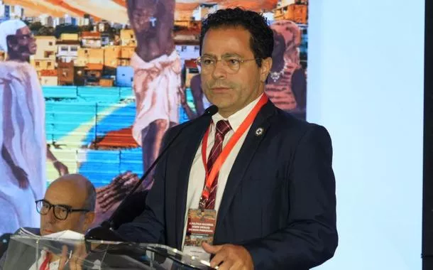 Regulamentação da cannabis deve garantir acesso a pacientes do SUS, diz Rodrigo Cariri