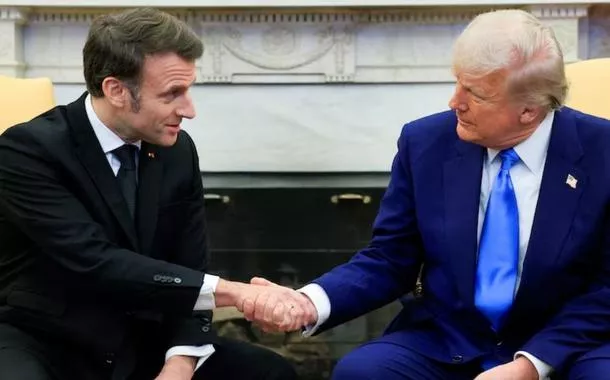 Trump diz que Putin aceita força de paz europeia na Ucrânia; Macron reafirma apoio