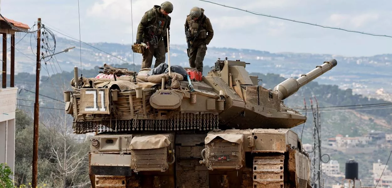 Operação de soldados israelenses perto do campo de Jenin, na Cisjordânia