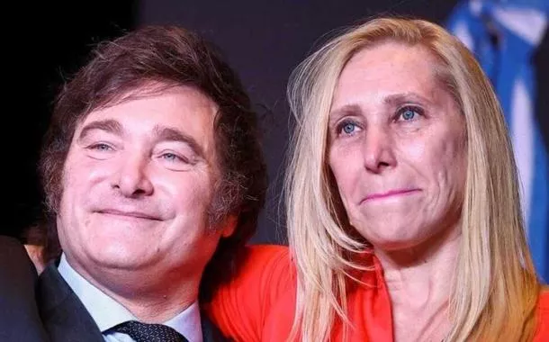 Acusada de corrupção, Karina Milei é alvo de manifestação na Argentina e sai às pressas de evento