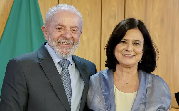 Em nota seca, Planalto confirma a troca de Nísia por Padilha