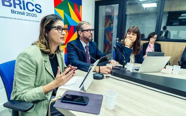 Brasil concilia segurança e transição energética sem contradições, diz Mariana Espécie