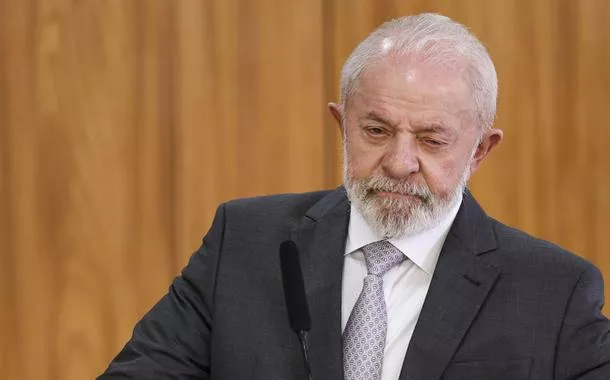 Governo Lula tem aprovação de 41% e desaprovação de 56%, indica Quaest