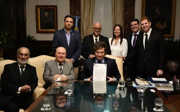 Economista brasileiro que premiou Milei foi condenado por uso indevido de recursos públicos