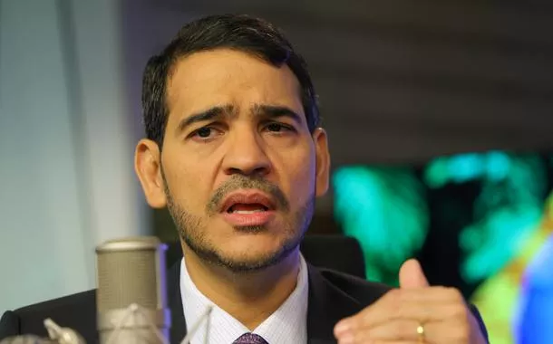Jorge Messias: 'não toleramos o extremismo. É crucial responsabilizar os criminosos que defendem um golpe de Estado'