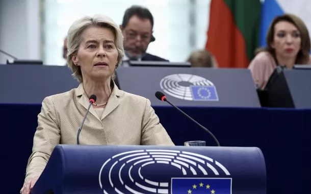 Chefe da Comissão Europeia diz que é necessário 'rearmar urgentemente a Europa'