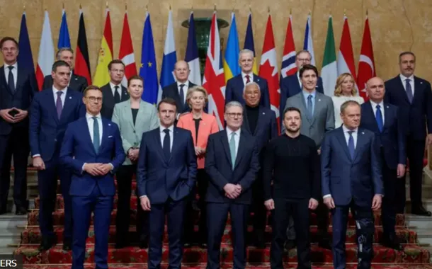 O paradoxo orwelliano europeu: o pacifismo da extrema direita e o militarismo da esquerda