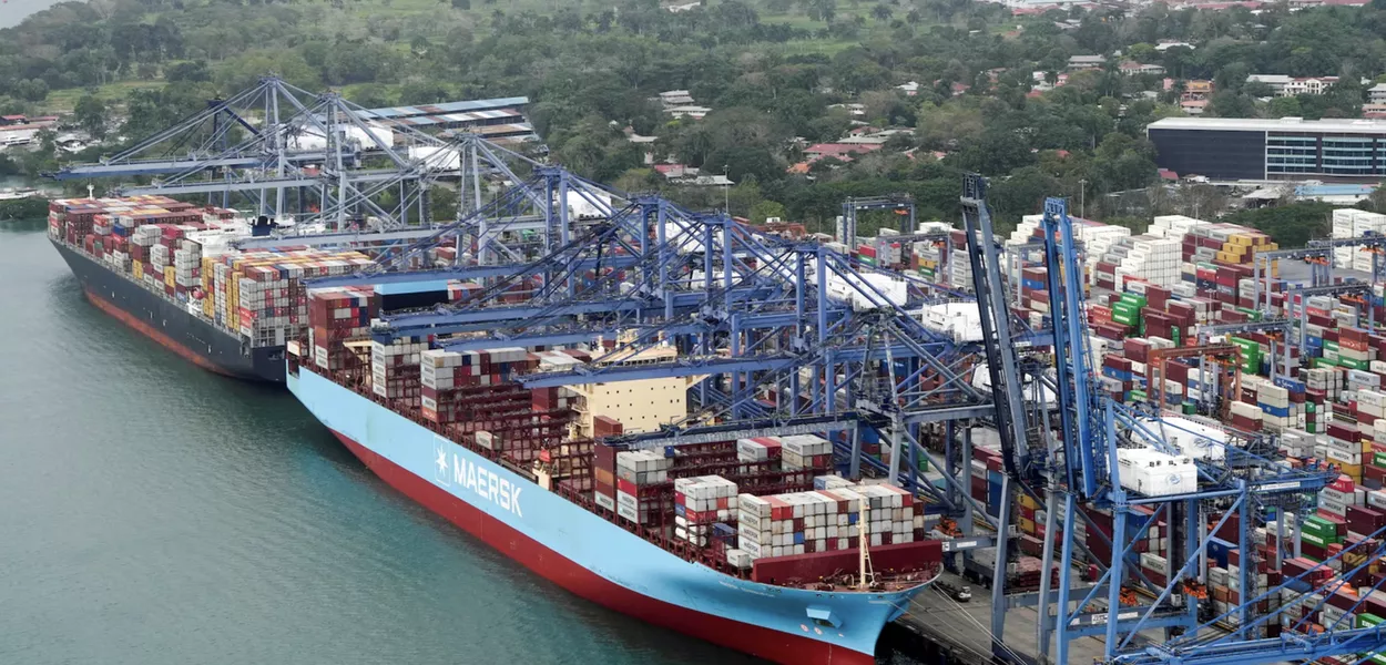 Terminal portuário adquirido pela Blackrock no Canal do Panamá