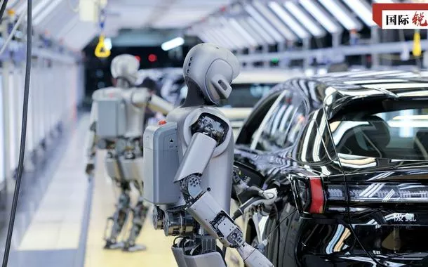 China mantém meta de crescimento de 5% e se dedica a contribuir mais para o mundo
