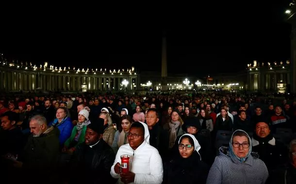 Papa Francisco envia sua primeira mensagem de áudio do hospital e agradece fiéis
