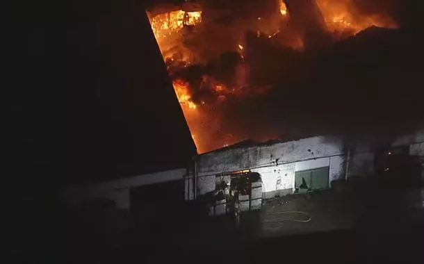 Incêndio na região central do Rio