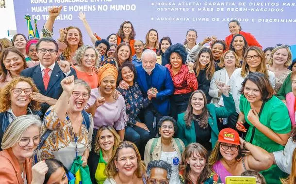 Lula: 'se me tornei três vezes presidente foi também para que toda mulher seja livre'