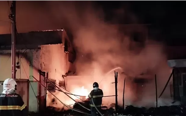 Incêndio criminoso em abrigo de São José dos Campos deixa quatro mortos
