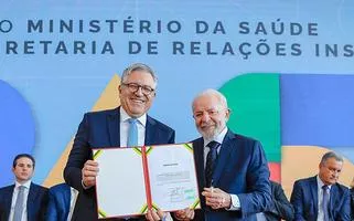Ministro da Saúde, Alexandre Padilha, e presidente Luiz Inácio Lula da Silva (PT)