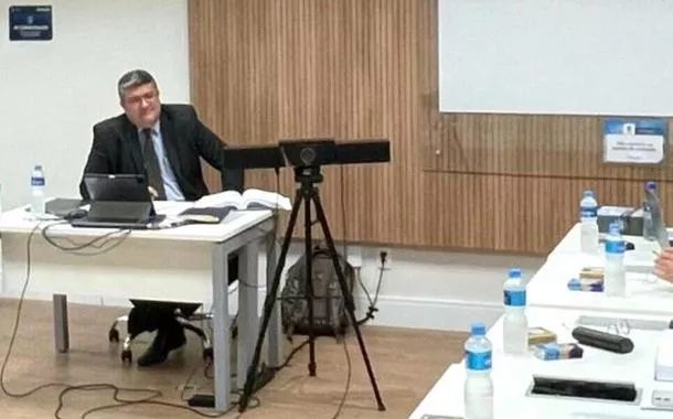 Antônio Carlos Serrano defende tese de doutorado