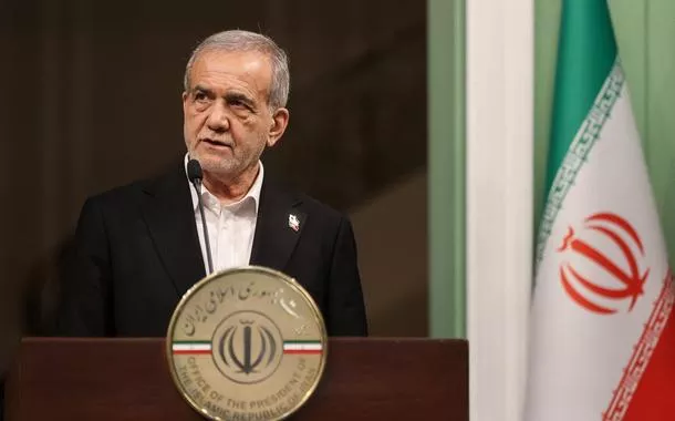 Presidente do Irã foi ferido em ataque aéreo israelense durante reunião de segurança, diz agência