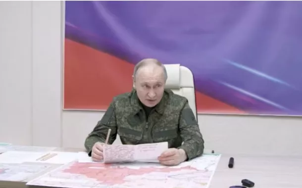 Rússia diz que o tempo está se esgotando para as tropas ucranianas se renderem em Kursk
