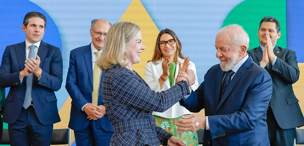 Gleisi Hoffmann e Lula