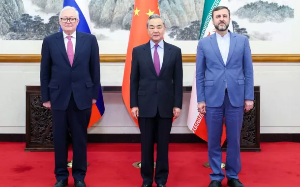 China propõe cinco pontos sobre solução adequada à questão nuclear iraniana