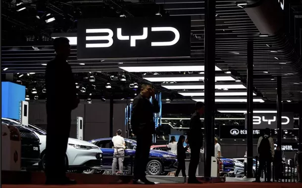 BYD revoluciona mercado com carregamento de carro elétrico em apenas 5 minutos