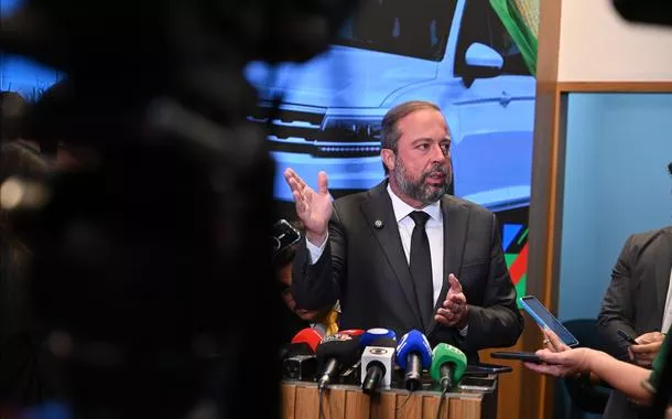Alexandre Silveira critica demora do Ibama em marcar reuniões com governo sobre Margem Equatorial