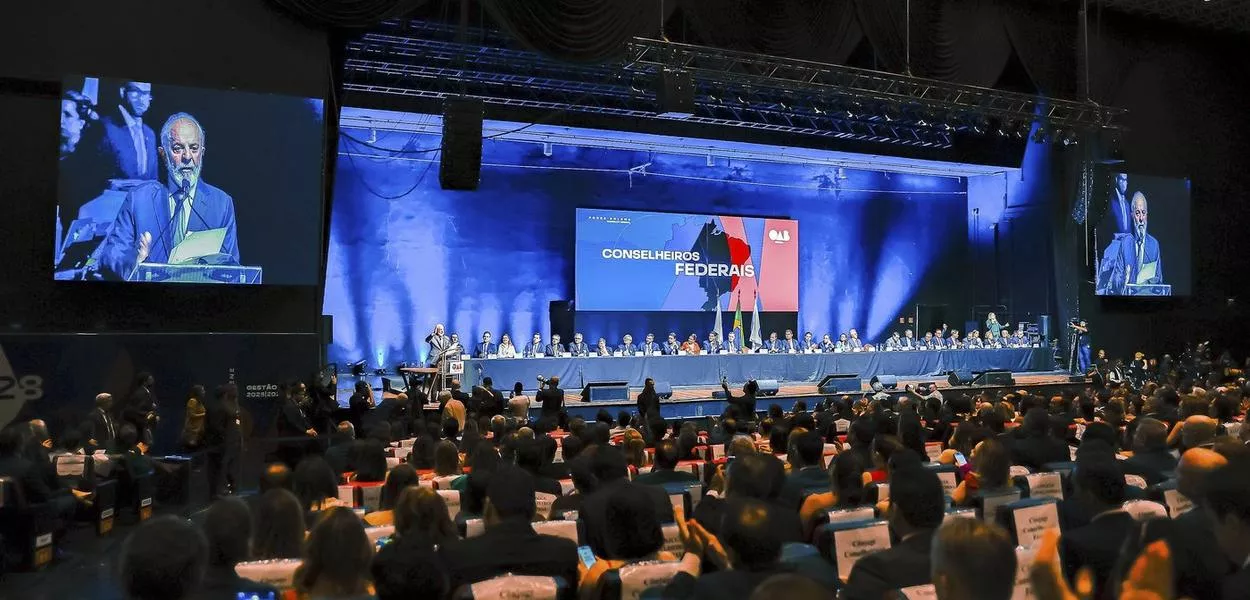 Lula em cerimônia Solene de Posse dos eleitos para o Conselho Federal da Ordem dos Advogados do Brasil (CFOAB).Centro de Convenções Ulysses Guimarães, Brasília - DF