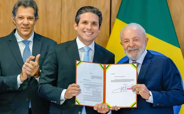 Reforma no IR: Lula cita “projeto neutro” e diz que isenção para quem ganha R$ 5 mil é “reparação”