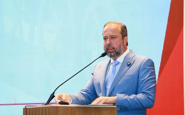 Alexandre Silveira: gás natural é energia para “alavancar a indústria nacional”