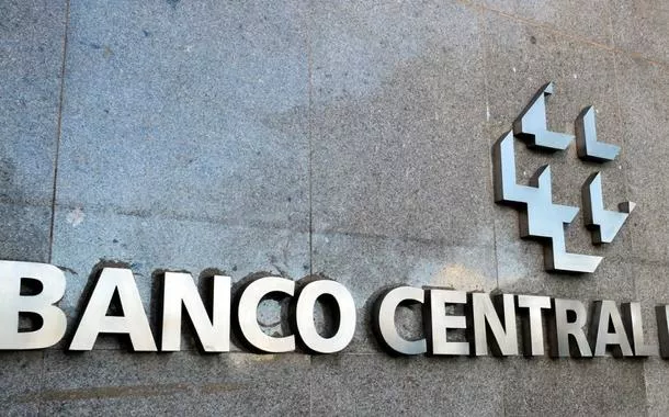 Copom decide aumentar taxa Selic a 14,25%, a 4ª maior do mundo