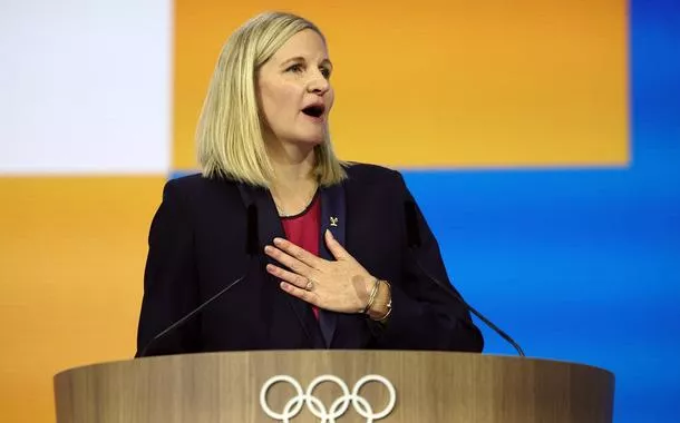 Kirsty Coventry é eleita para presidir o COI
