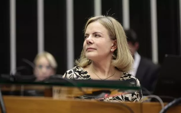 Gleisi apoia Marina contra desmonte do licenciamento ambiental: "trabalhamos para reverter"