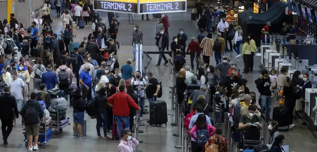 Viagens de avião crescem no Brasil e já representam 14,7% do total em 2024