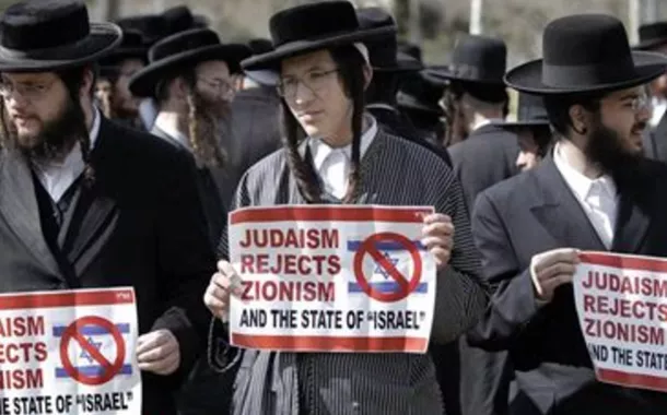 Judeus em manifestação contra o sionismo