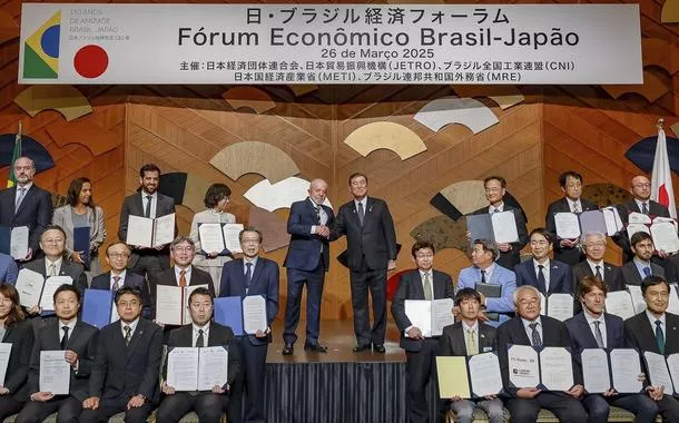 Lula brilha no Japão, atrai grandes investimentos e diz que Brasil "é um porto seguro"