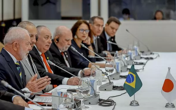 Em discurso no Japão, Lula alerta para riscos à democracia no mundo com ascensão da extrema direita