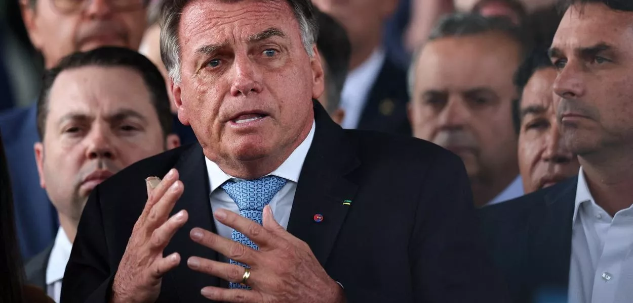 Jair Bolsonaro faz declaração à imprensa em Brasília - 26/03/2025
