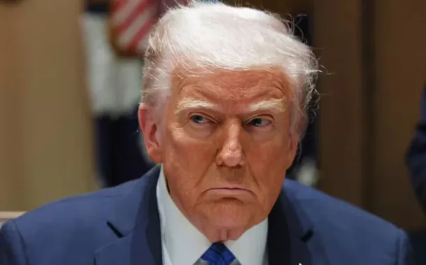 Donald Trump impõe novas tarifas a partir de 2 de abril