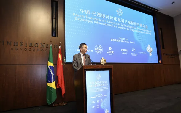 China convida empresários brasileiros a intensificar cooperação em cadeia produtiva e inovação