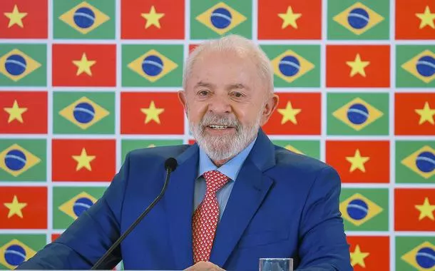 Lula: “Quem tem de vender as coisas do Brasil é o Brasil”