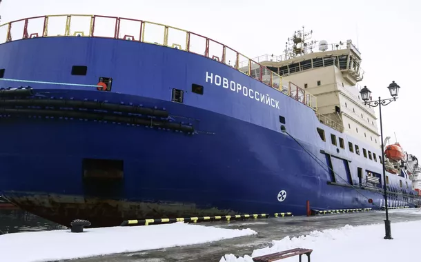 Navio quebra-gelo da Rússia