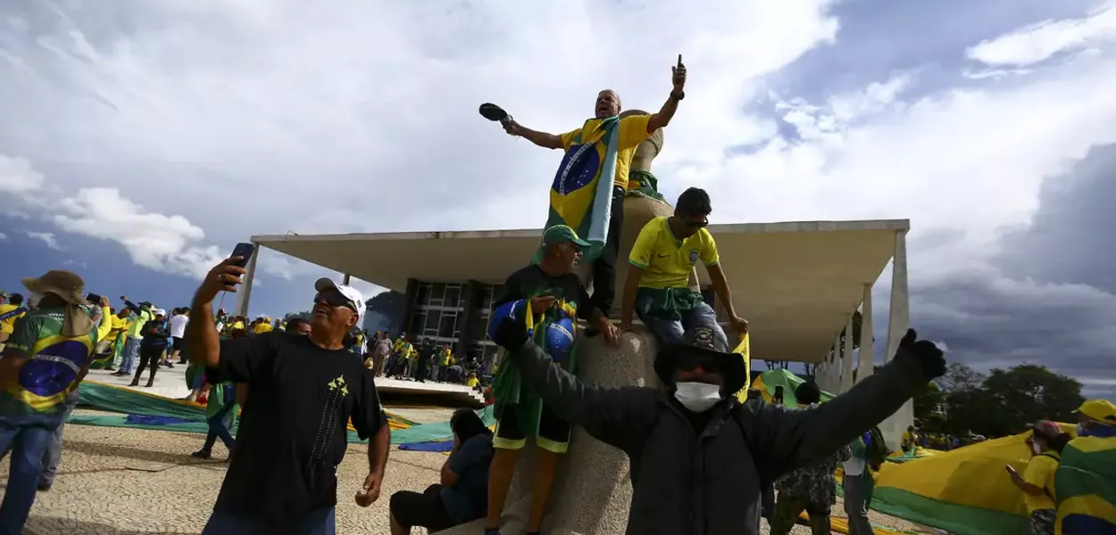 Atos golpistas de 8 de janeiro de 2023